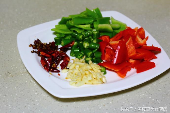 如何做鸡翅根好吃又简单,如何做鸡翅根简单又好吃