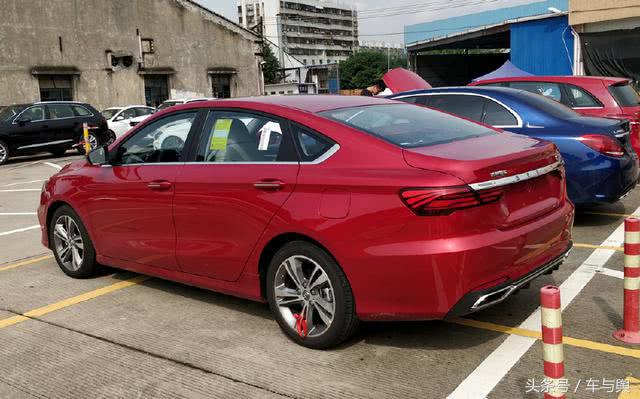 吉利缤瑞弯道之王城市小钢炮,吉利缤瑞新款2022款落地价越野