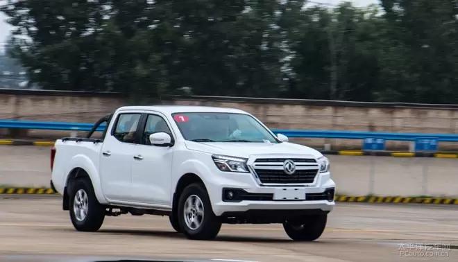 郑州日产2020款锐骐6厢式皮卡,2019郑州日产锐骐62.4柴油四驱