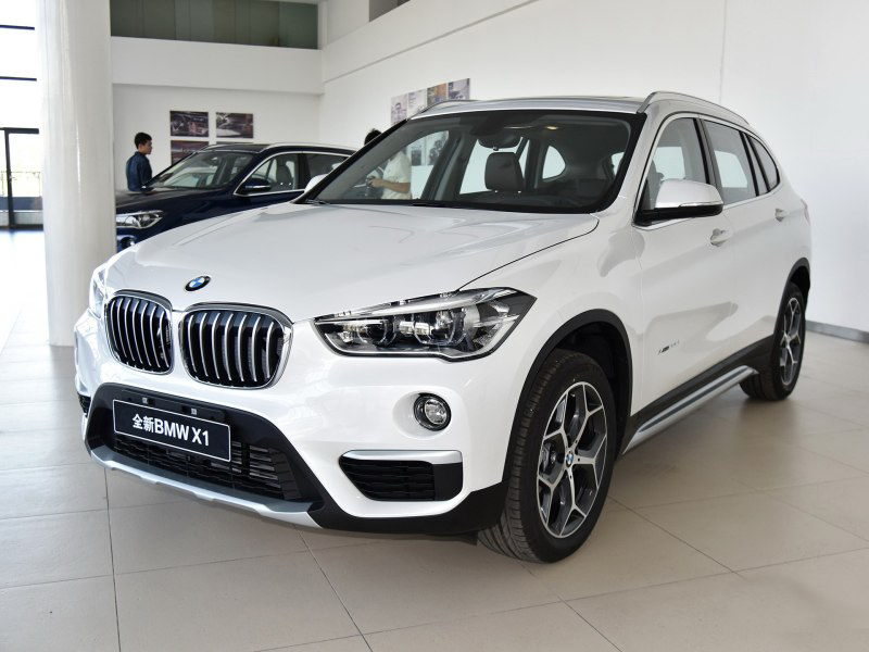 华晨宝马x1提车作业,2022款宝马x1车主提车