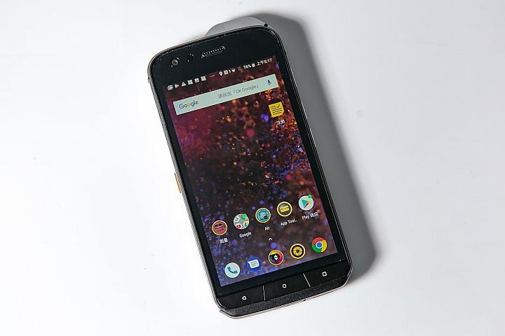 生而硬派！测距、空气检测、热成像三合一CATS61最牛铁人手机！