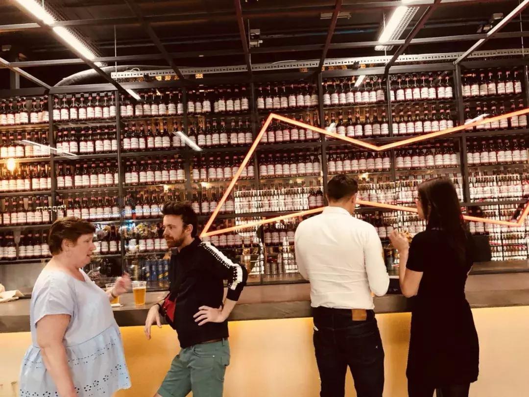 德里寄伦敦｜旅行中的工作逼很可怜，还是遭人嫌？