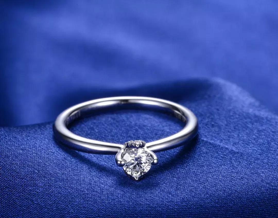 钻石30分50分1克拉什么意思,钻石30分与50分有什么区别