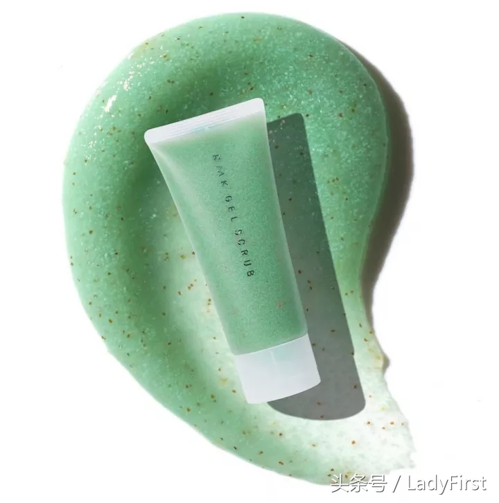 秋冬干燥起皮怎么补水呢,干燥的皮肤怎么变滋润