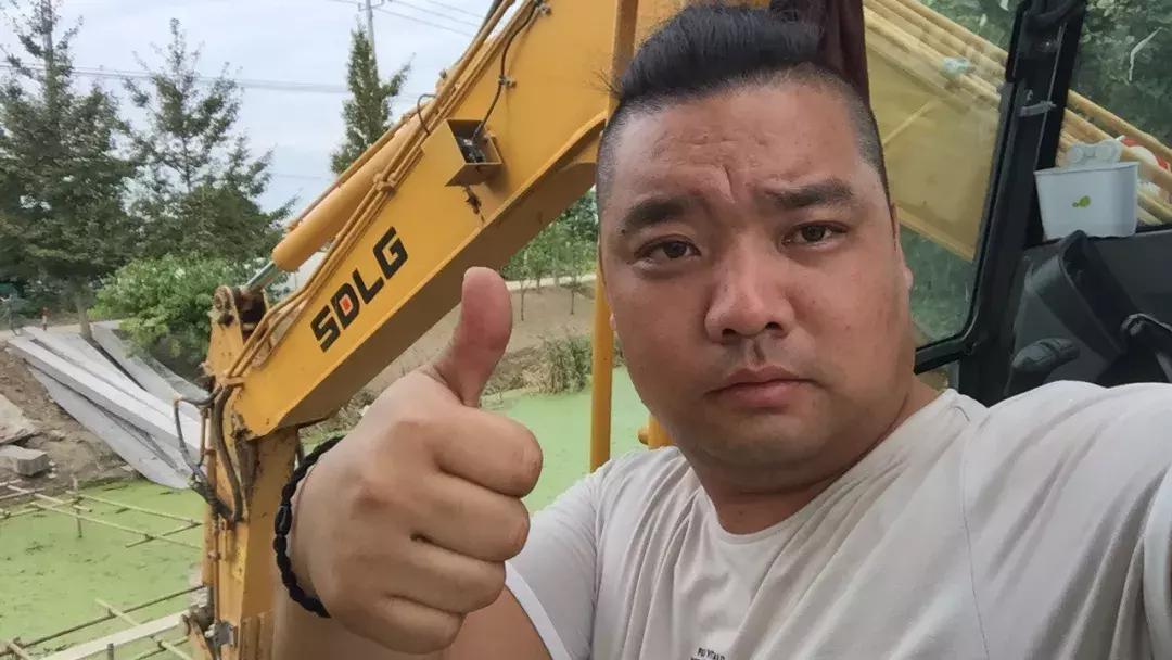 月入4万多，买山东临工E680F干市政绿化，高春林赚翻了