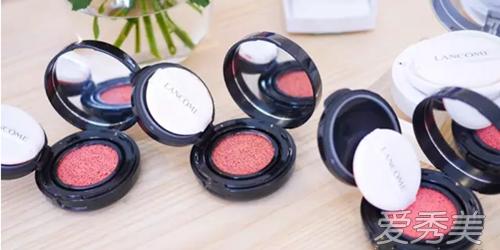 气垫腮红和粉质腮红哪个好用,植绒腮红和气垫腮红