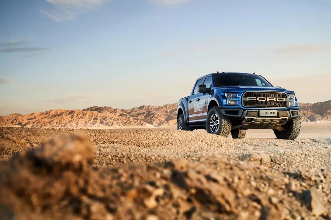 “失联”的2天里，车叔竟完成对美式皮卡生活的所有幻想
