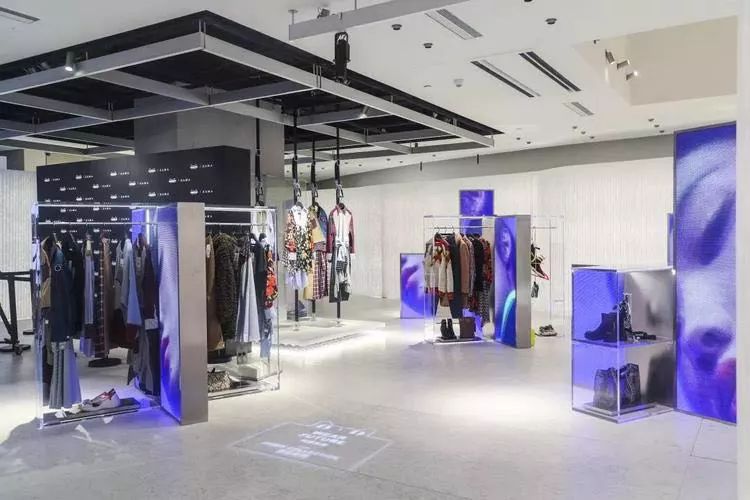 Zara中国首家新零售概念店，走艺术装置路线，完全为电商设计……
