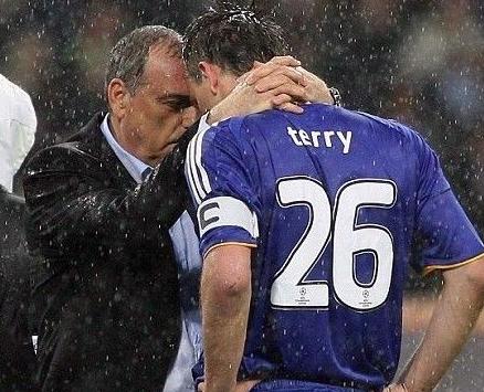 别光记得“友妻门”，也该看看特里如何对待足球和宠溺球迷！