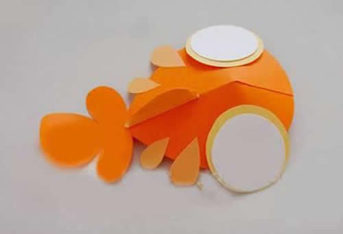 用卡纸叠小金鱼,怎么用纸做一个小金鱼