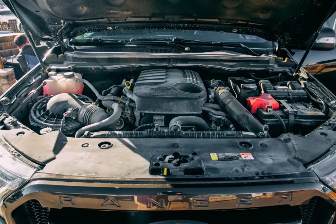 驾驶越野车去无人区的感受,驾驶沙漠越野正版