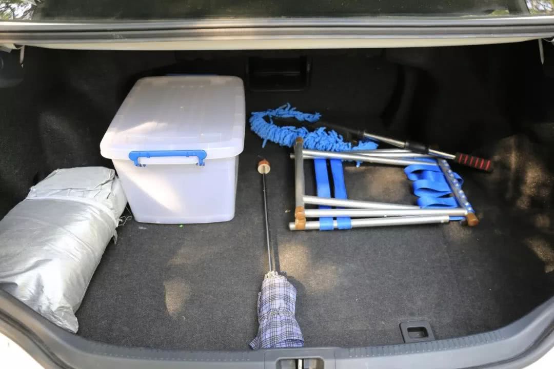 2023款凯美瑞2.0豪华版功能讲解,2023年凯美瑞2.0豪华版功能讲解