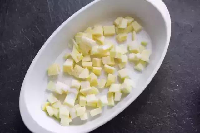 奶酪慕斯苹果,乳酪水果慕斯