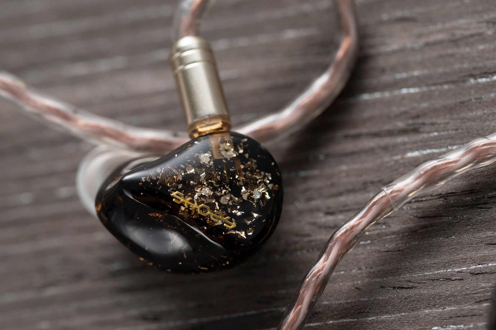 水黄鹂hifi版对比森韵乌金,森韵乌金耳机怎样