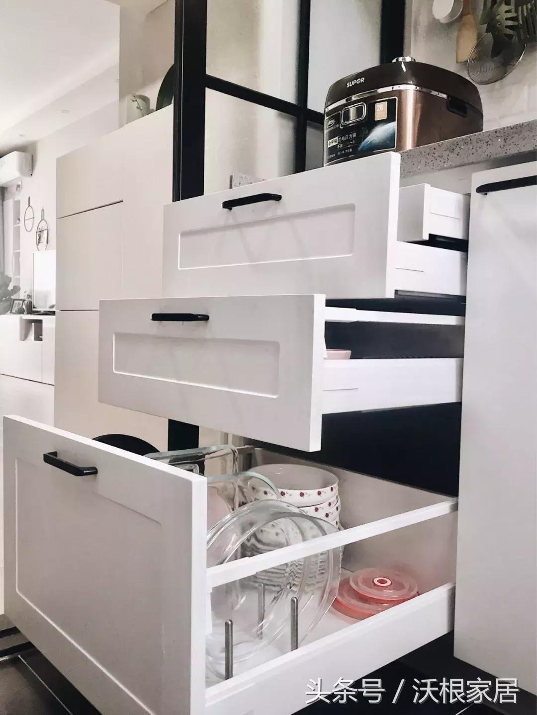 鸡肋厨房神改造，效果堪比整（huan）容（tou）