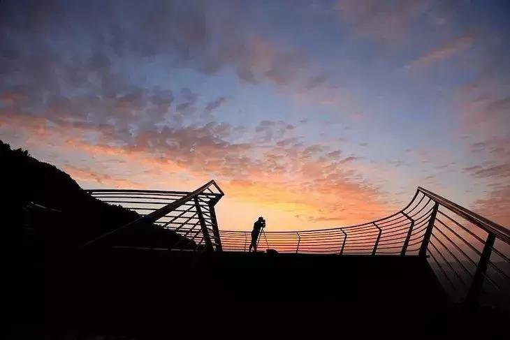 周末全家进山休闲玩嗨,全家出游赏花