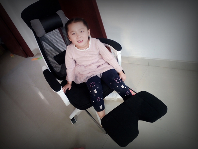 黑白调可躺办公椅,网易严选黑白调人体工学椅