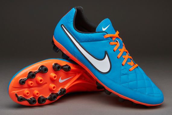 足球鞋鞋底都分为哪几样,一些常见的足球鞋的基本知识