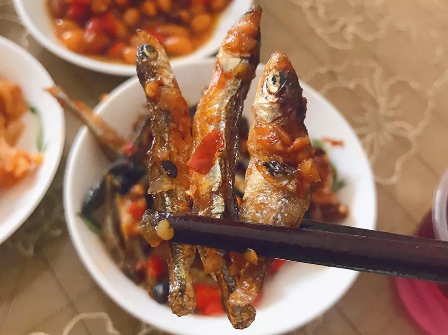 正宗紫苏腊鱼的做法,香辣紫苏腊鱼块的做法