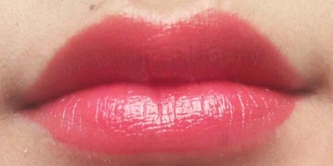 黄皮平价口红100元以下,口红唇釉滋润推荐平价适合黄皮