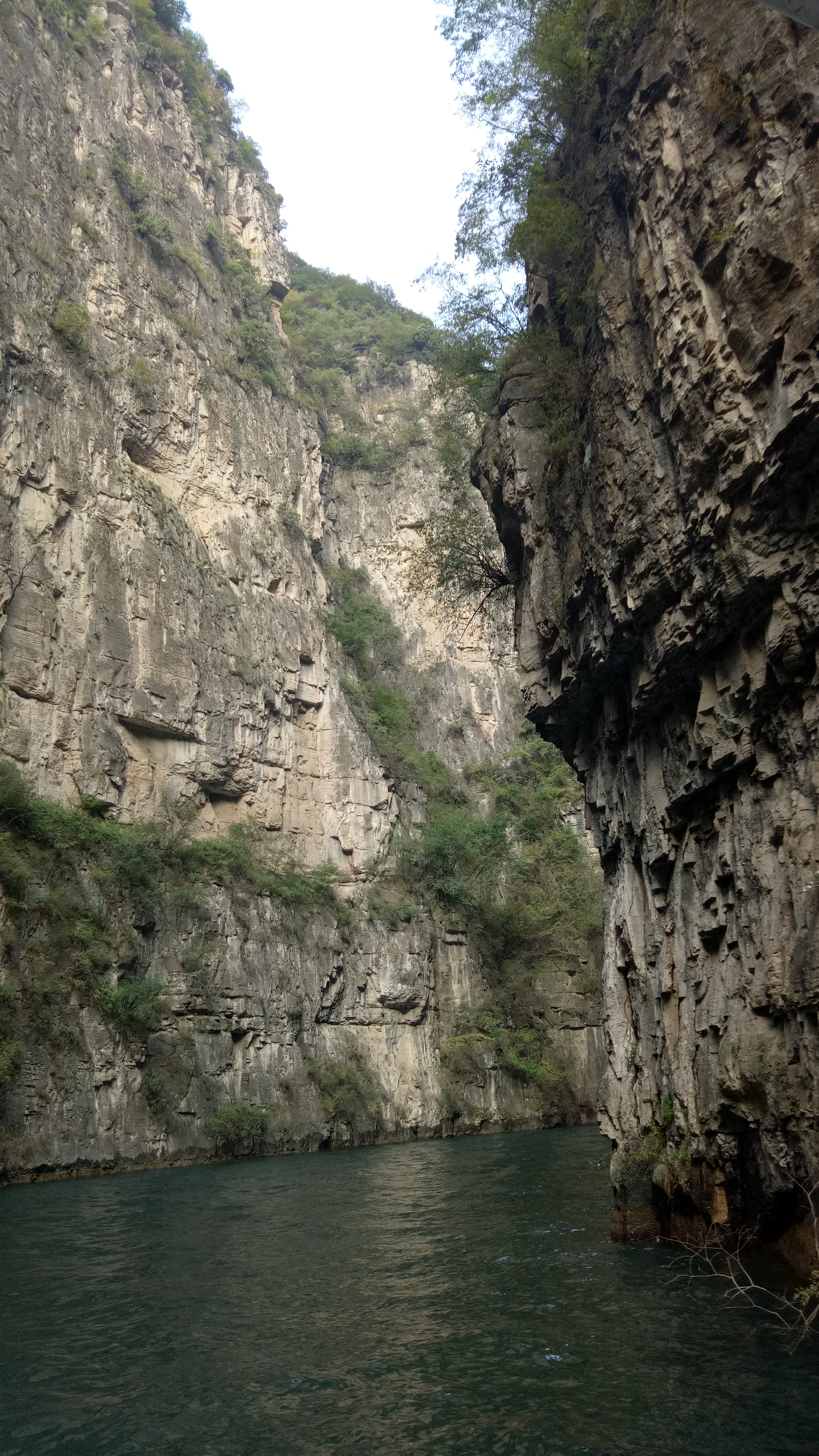 八泉峡欢迎你,八泉峡行走山水间