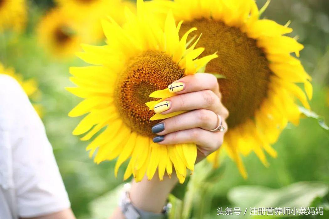 哺乳期妈妈不能做的三件事,哺乳期妈妈一定不要做的几件事儿