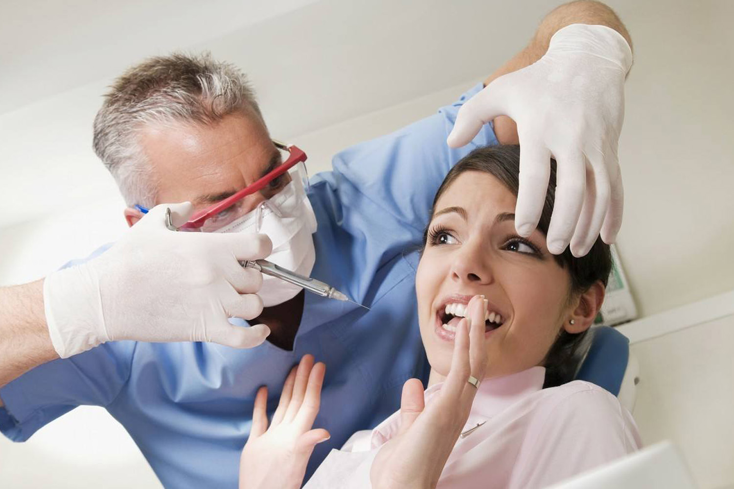 牙医怎么克服恐惧症,很容易对牙医产生恐惧