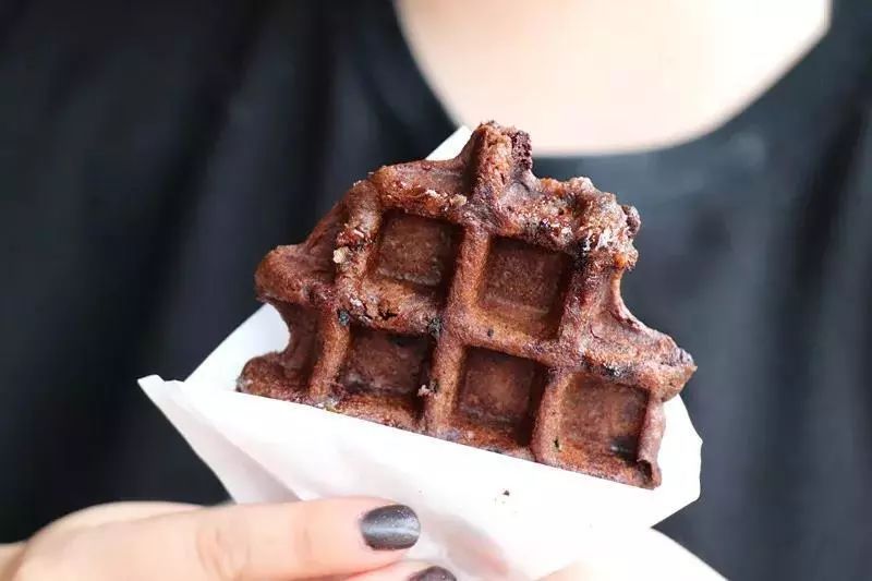 想买包？不用存钱不用代购！乐峰限量包包免费送，展开吸包大计！