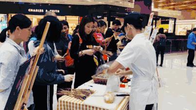 想买包？不用存钱不用代购！乐峰限量包包免费送，展开吸包大计！