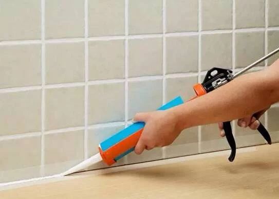 装修师傅带的玻璃胶真的不好吗,装修的时候玻璃胶都用在哪些地方