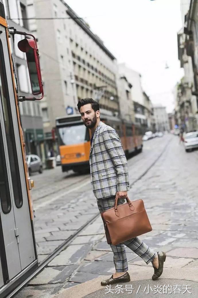 又时髦又帅气的发型穿搭男,帅哭男孩造型