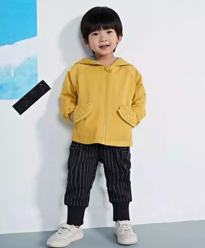 好看的女童秋装套装,新爆款儿童洋气秋装