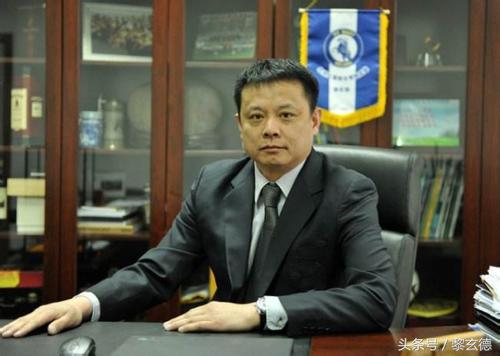 联赛成绩飙升场外献温情，创始人回归中甲第一老炮儿生机重现