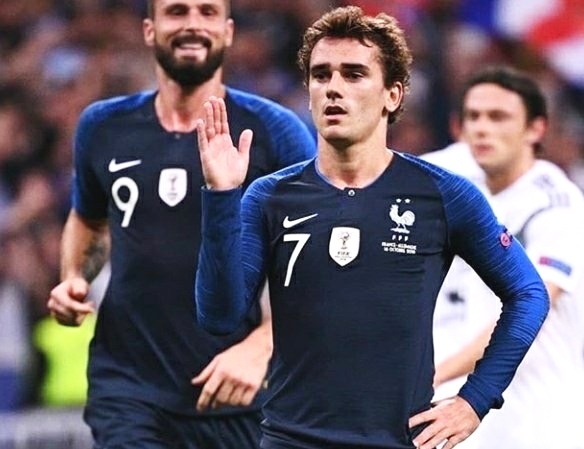 法国内斗开始？英超刺头点名支持第1帝星拿金球格里兹曼作何感想