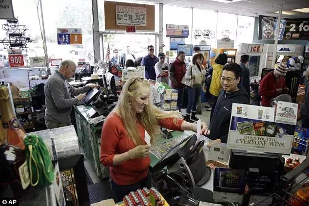 今年美国彩票史上第一大奖,美国留学生暴富机会