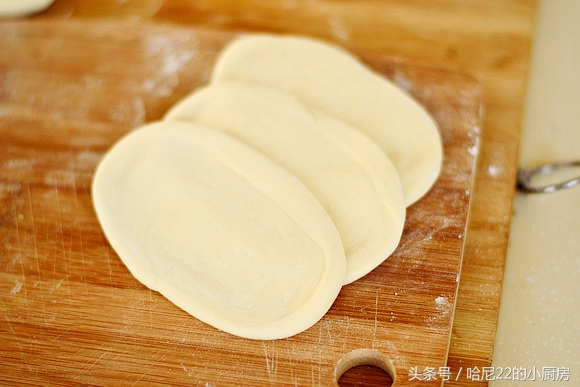 土鸡炖汤什么时候放盐要不要焯水,土鸡炖汤焯水的黄油要不要去掉