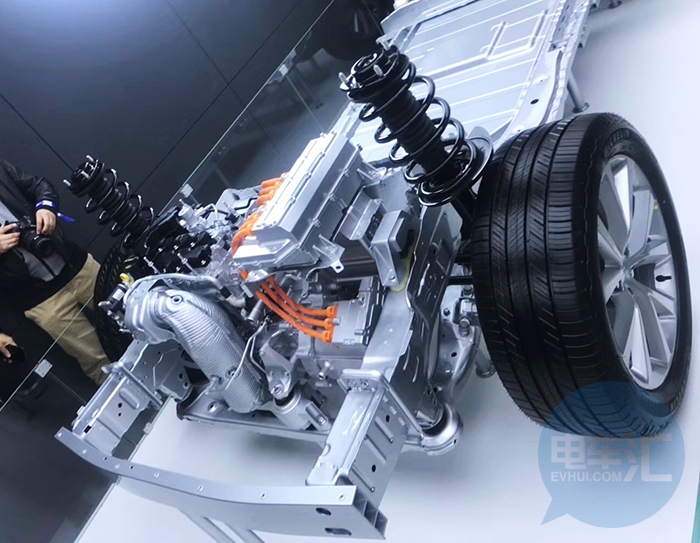 重磅｜快来看！写了N稿PPT后，李想的车和家终于发布了真实的产品