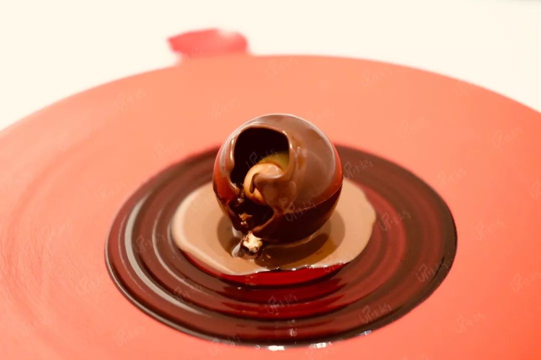 成都人气最高的蛋糕店,四川成都一天卖25万的蛋糕店