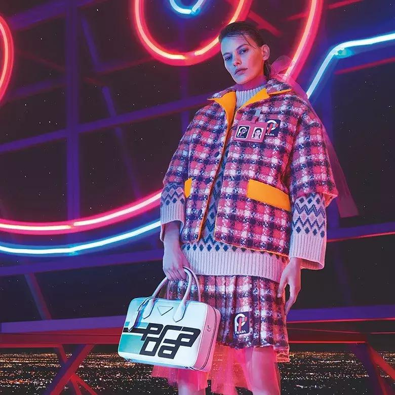 女人买名牌包的心理,女人买包完整版