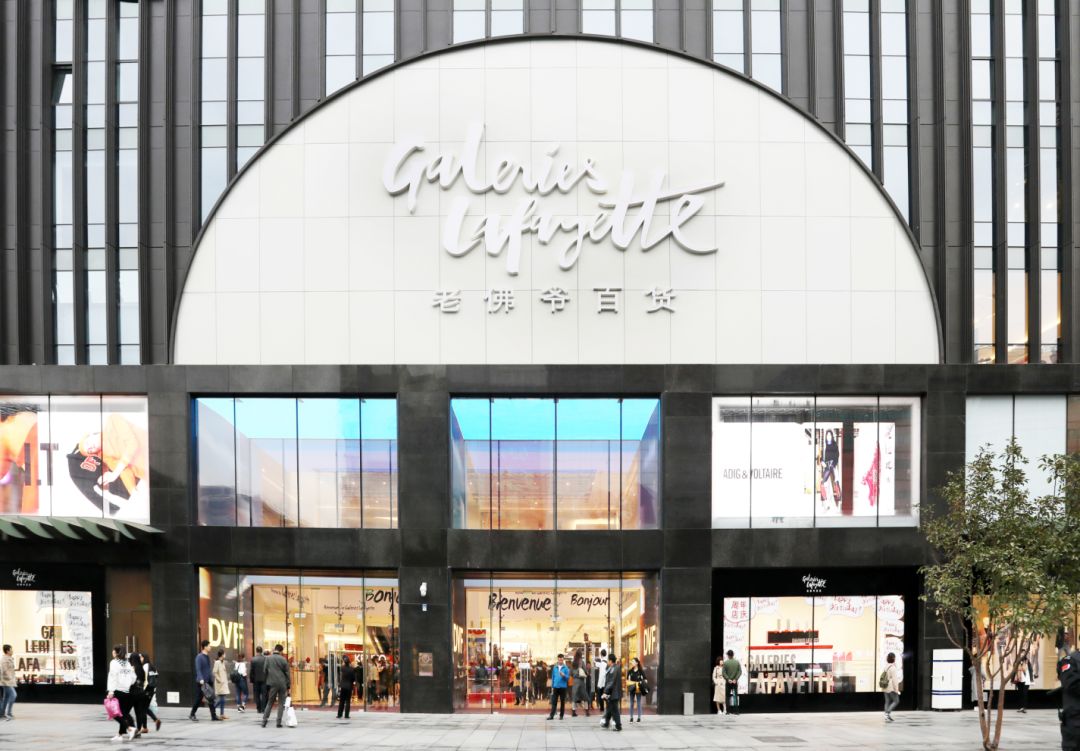 这个人人爱的假脸女人，亚洲女星谁演比较靠谱？