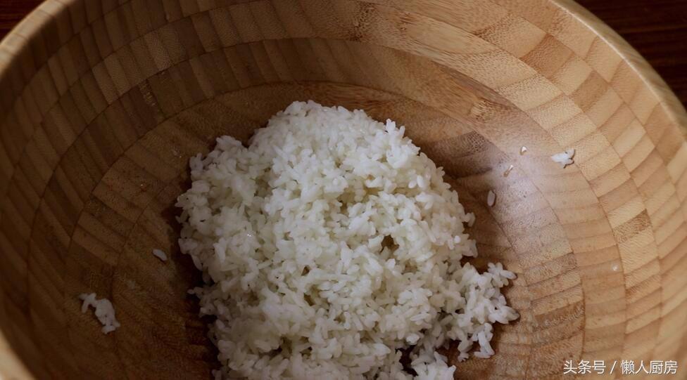 寿司的做法反卷,寿司的正确做法小视频