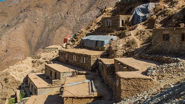 「情缘阿富汗祖母绿」宝石特点以及开采交易现场