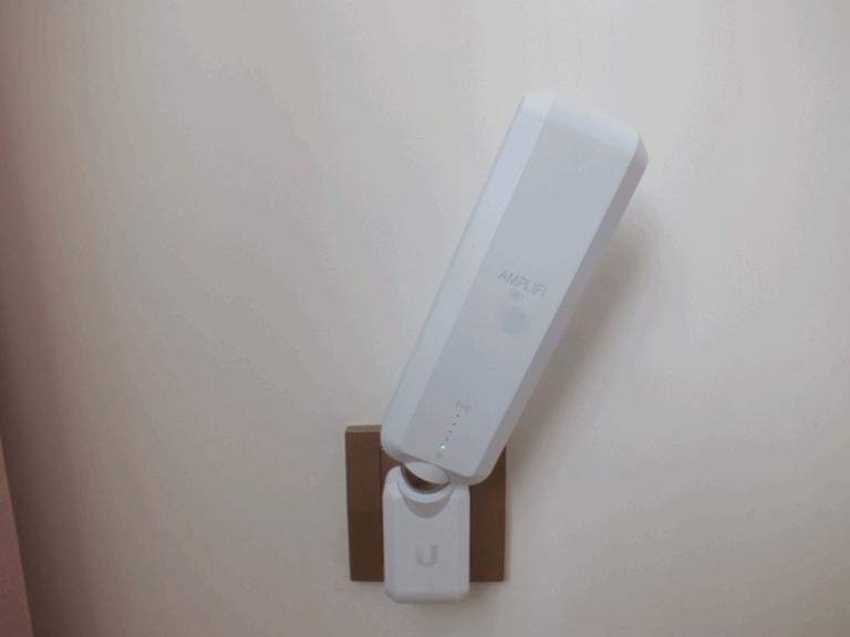 UBNTAmplifiMeshWiFi系统测评，不仅是自带美颜的路由系统