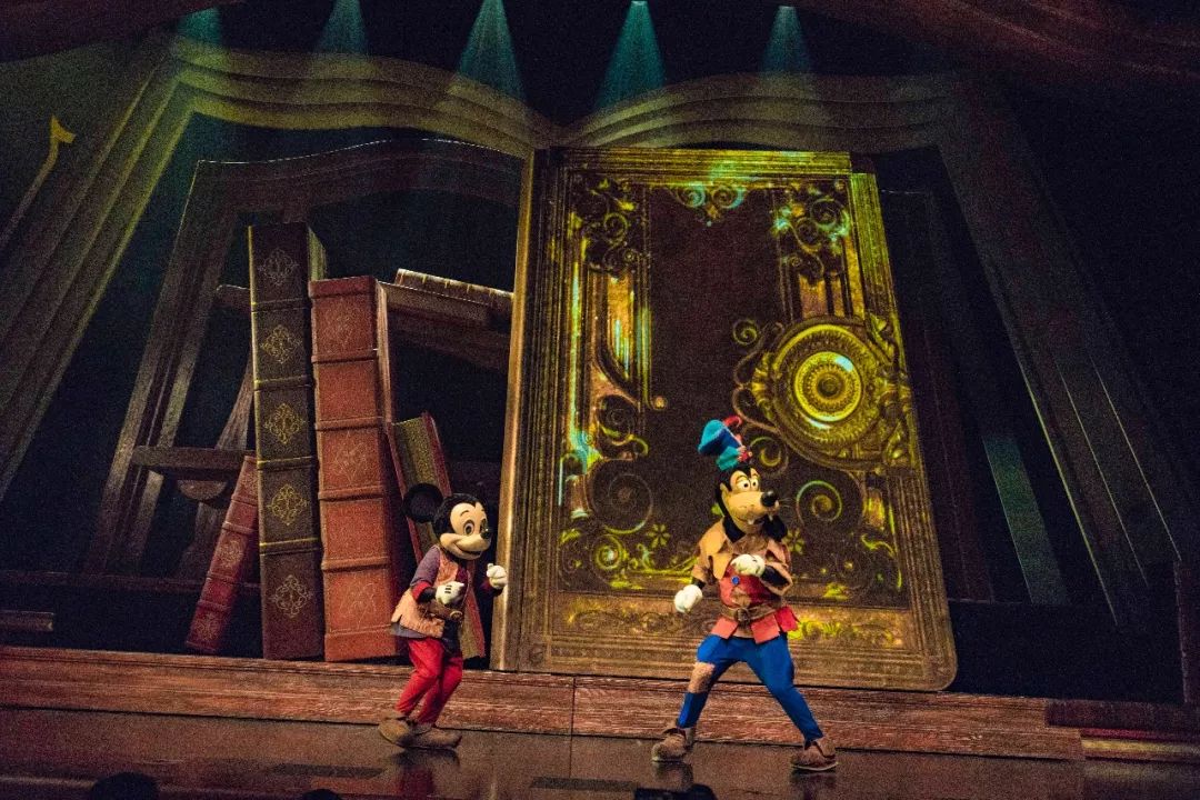 小小布历险记,香港迪士尼小小世界游记