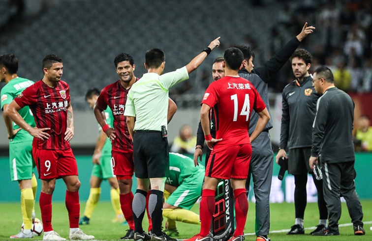 卡帅上港恒大集锦,卡帅暴怒上港