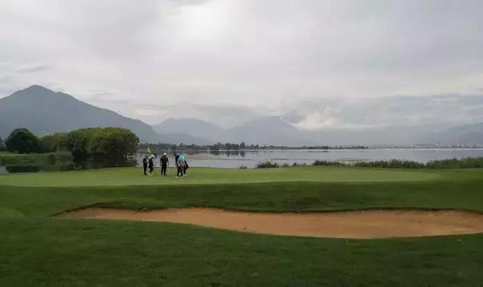 丽江高尔夫球场,丽江的高尔夫球场