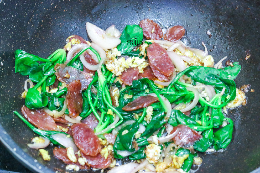 为什么做的炒面吃起来干的很,为什么我做的炒面会粘锅