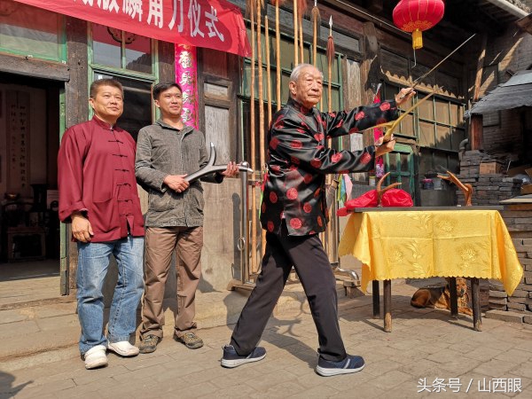 山西宋氏形意拳培训班,宋氏形意拳传人演练的进退连环拳