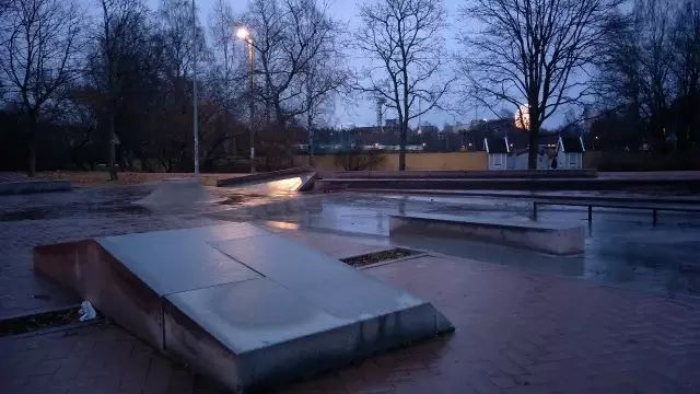 如何在芬兰摆摊赚欧元-自由公路芬兰站之赫尔辛基跨年