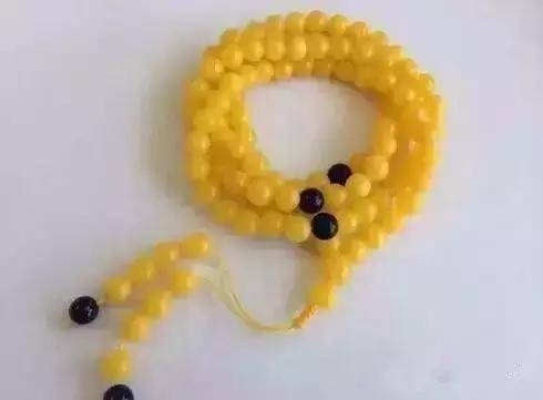 蜜蜡造假工厂：中国订单太多，锅炉都爆炸了！